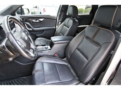 Used 2019 Chevrolet Blazer Premier w/ Sun and Wheels Package FWD image 6