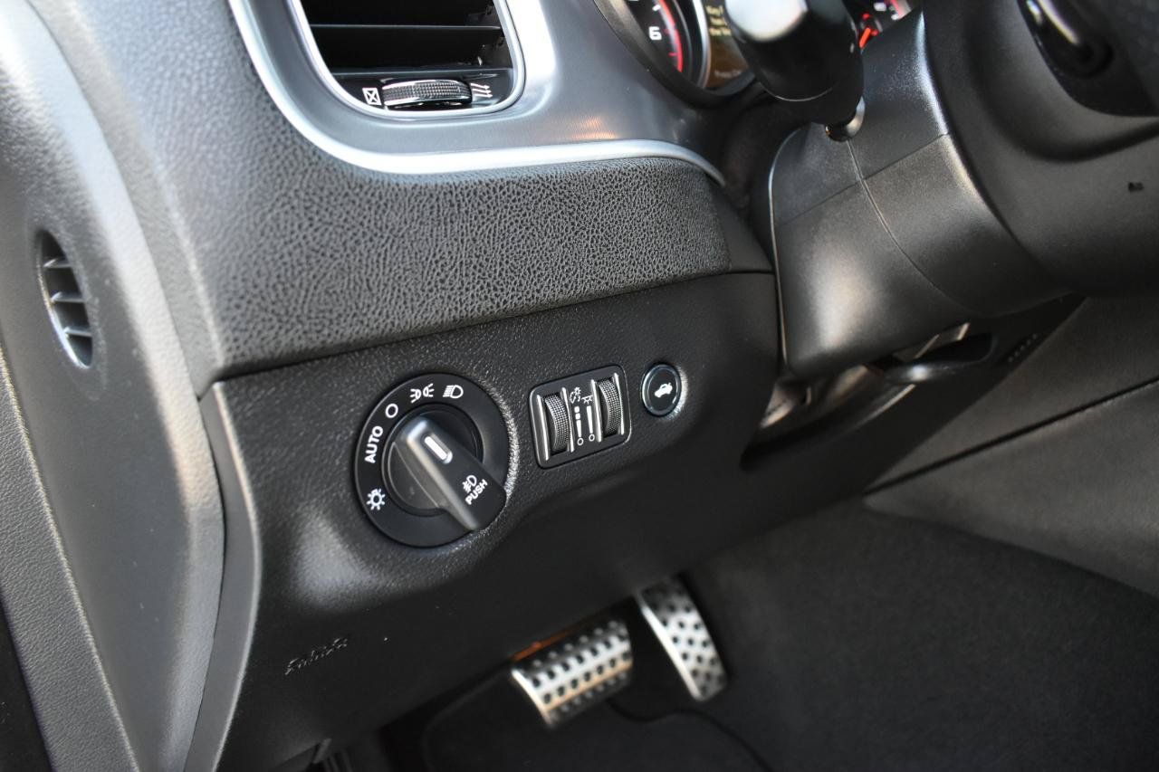 Used 2021 Dodge Charger R/T RWD image 39