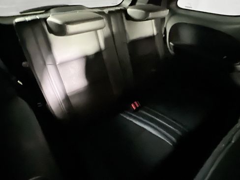 Used 2022 Dodge Durango GT image 27