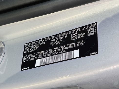 Certified 2024 Volvo XC90 T8 Plus image 25