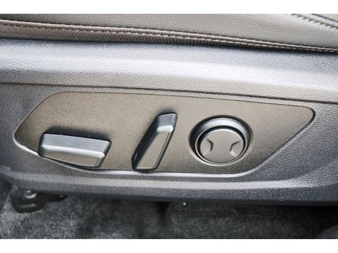 Used 2023 Kia Sportage EX FWD image 28
