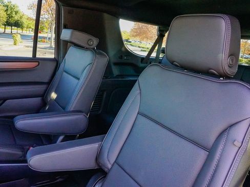 New 2026 GMC Yukon XL Denali image 11