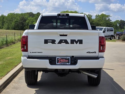 New 2026 RAM 2500 Limited AWD/4WD image 4