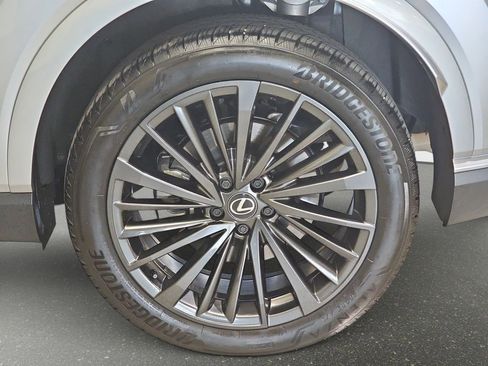 Used 2025 Lexus RX 350 Premium w/ Convenience Package image 37