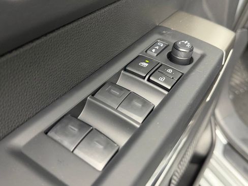 New 2026 Toyota Tundra Platinum AWD/4WD image 17