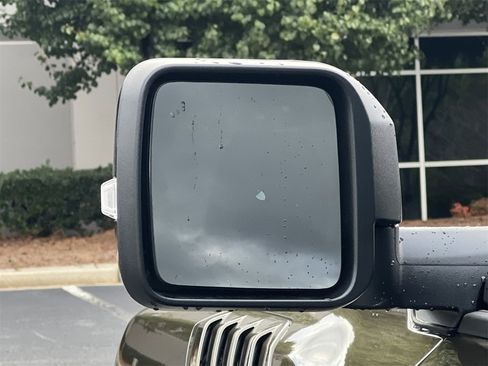 New 2025 Ford Bronco Raptor image 28