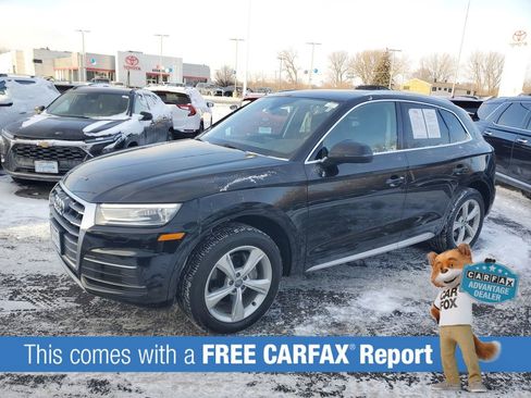 Used 2020 Audi Q5 2.0T Premium w/ Convenience Package image 3