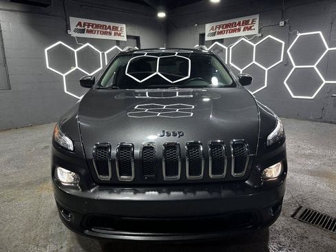 Used 2015 Jeep Cherokee Latitude FWD image 8