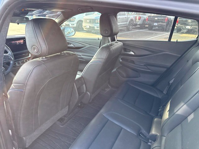 Used 2024 Buick Envista Sport Touring w/ Convenience I Package FWD image 21