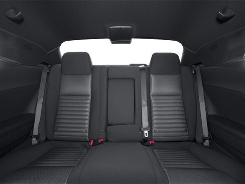 Used 2014 Dodge Challenger SXT RWD image 14