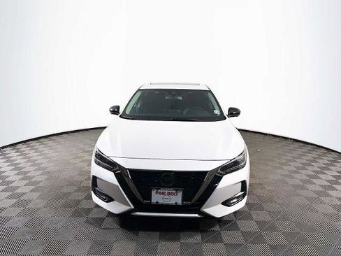 Certified 2021 Nissan Sentra SR w/ SR Premium Package image 2