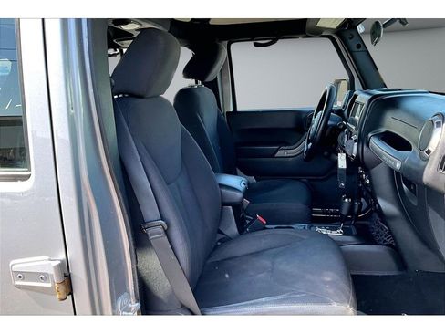 Used 2015 Jeep Wrangler Unlimited Sport w/ Trailer Tow Group AWD/4WD image 10