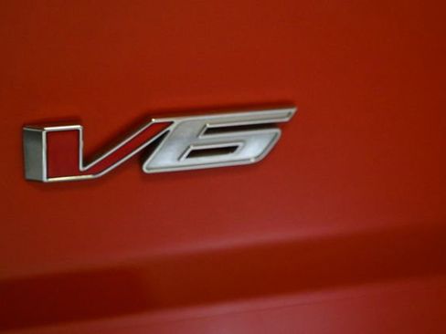 Used 2019 Chevrolet Colorado LT w/ LT Convenience Package RWD image 13