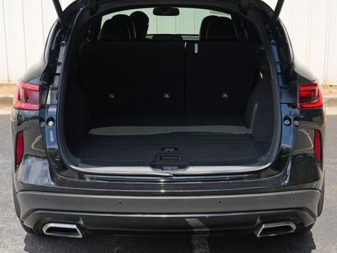 Used 2020 INFINITI QX50 Essential w/ Edition 30 Package FWD image 9