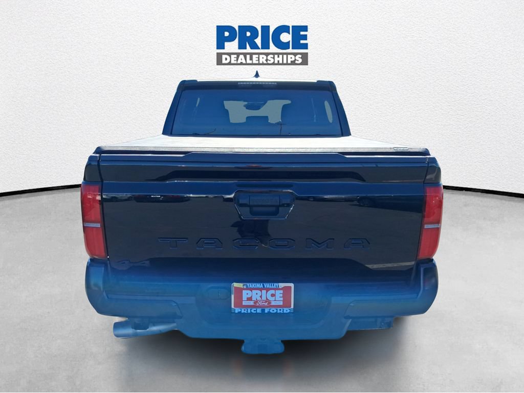 Used 2025 Toyota Tacoma SR5 AWD/4WD image 7