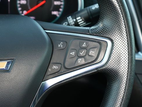 Used 2025 Chevrolet Malibu LT image 14