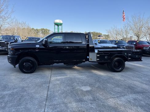 New 2026 RAM 3500 Tradesman image 4