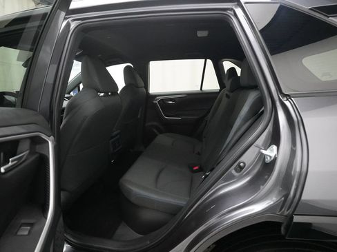 Used 2025 Toyota RAV4 SE AWD/4WD image 15
