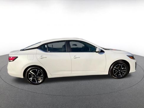 Used 2024 Nissan Sentra SV image 16