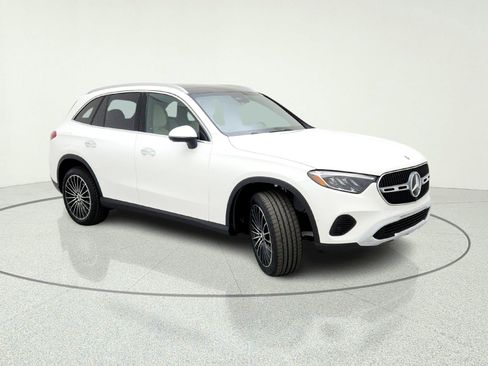 New 2026 Mercedes-Benz GLC 300 image 5
