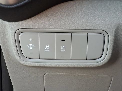 Used 2023 Kia Soul LX FWD image 17