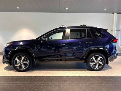 Used 2024 Toyota RAV4 SE w/ Weather & Moonroof Package