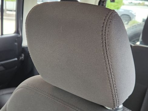 Used 2018 Jeep Wrangler Unlimited Sport w/ Connectivity Group image 23