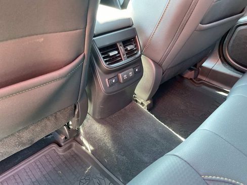 Used 2022 Subaru Outback Wilderness AWD/4WD image 12
