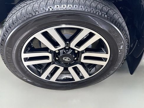 Certified 2024 Toyota 4Runner Limited AWD/4WD image 10