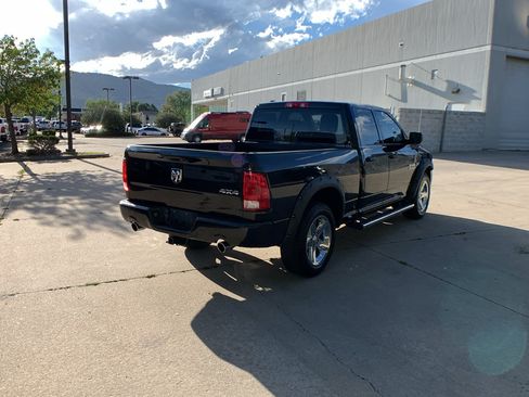 Used 2017 RAM 1500 Express AWD/4WD image 5
