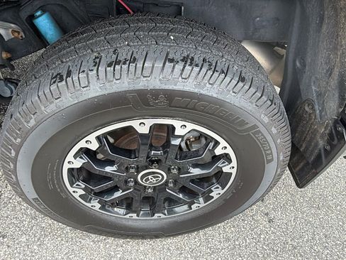 Used 2022 Toyota Tundra SR5 w/ TRD Off-Road Premium Package AWD/4WD image 12