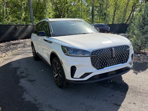 New 2026 Lincoln Aviator Reserve AWD/4WD image 6