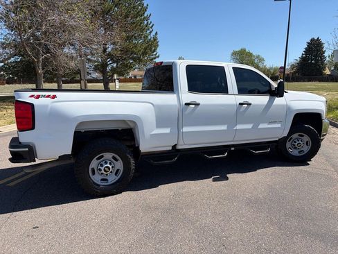 Used 2019 Chevrolet Silverado 2500 W/T AWD/4WD image 4