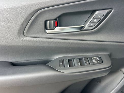 New 2026 Toyota Prius Plug-In Hybrid image 13