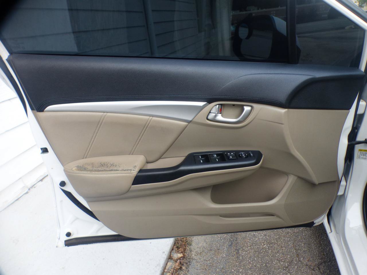 Used 2013 Honda Civic EX-L image 17