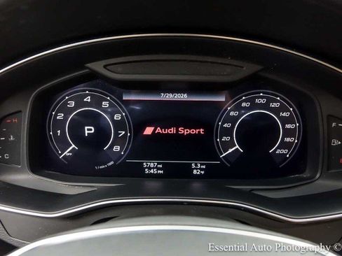 Used 2023 Audi RS 7 Sportback AWD/4WD image 17