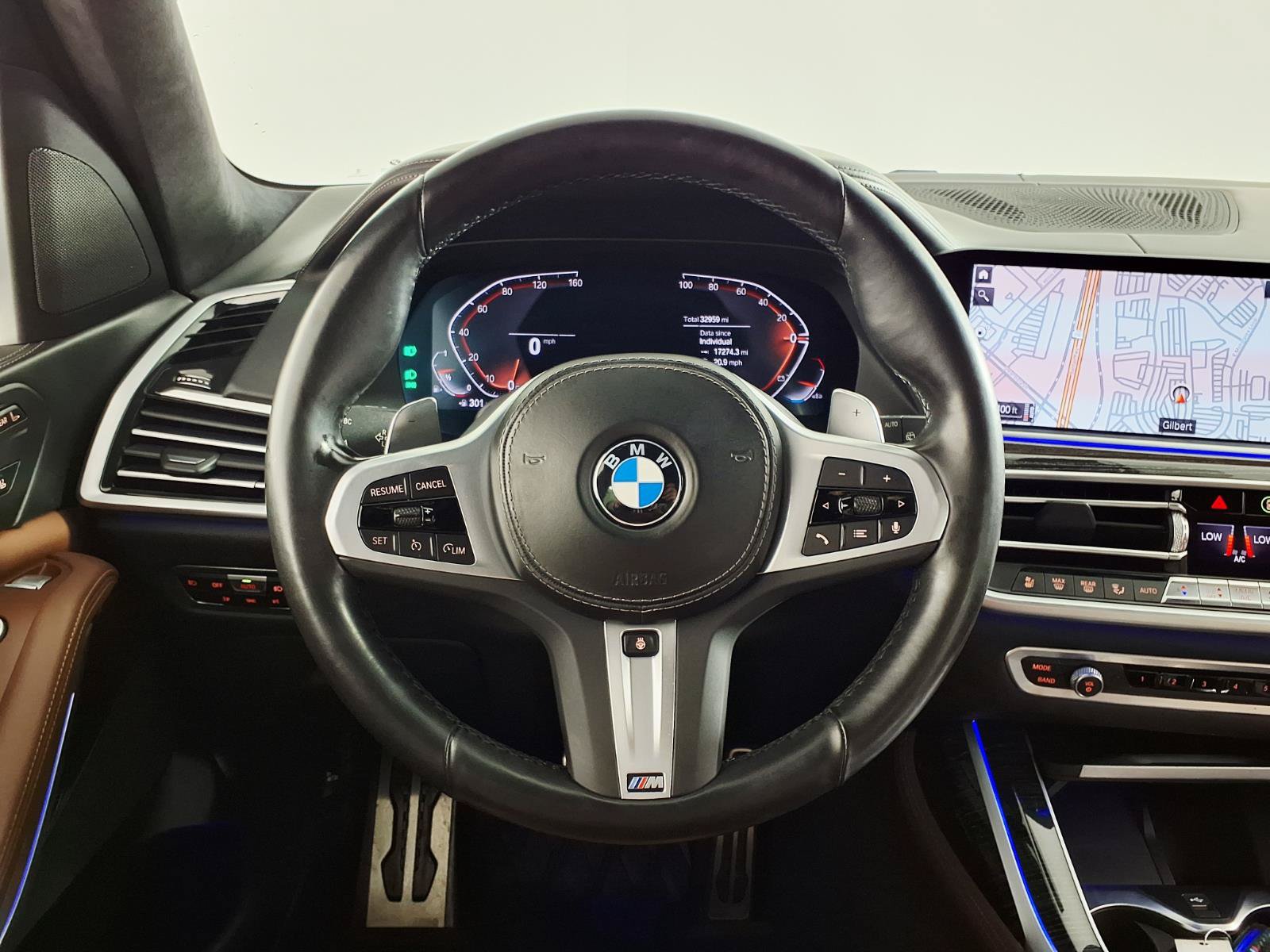 Used 2022 BMW X7 xDrive40i w/ M Sport Package AWD/4WD image 16