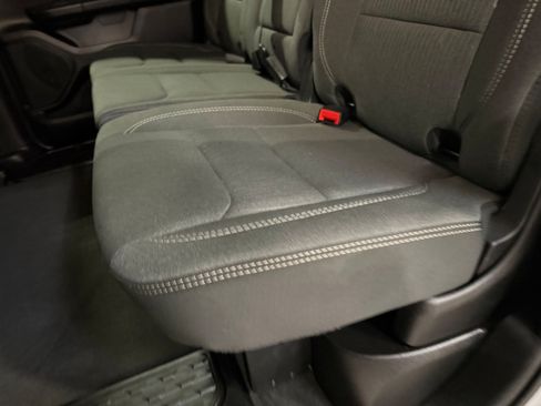Used 2023 RAM 1500 Big Horn AWD/4WD image 40