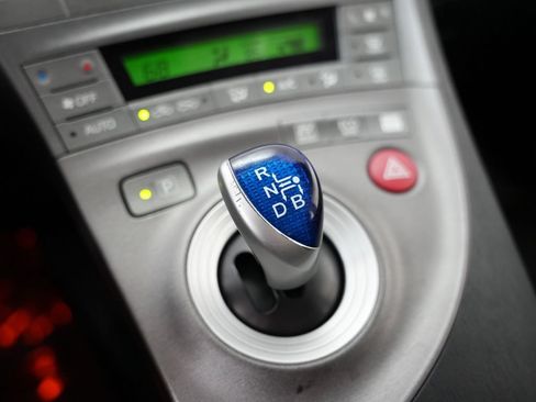 Used 2012 Toyota Prius Three FWD image 28