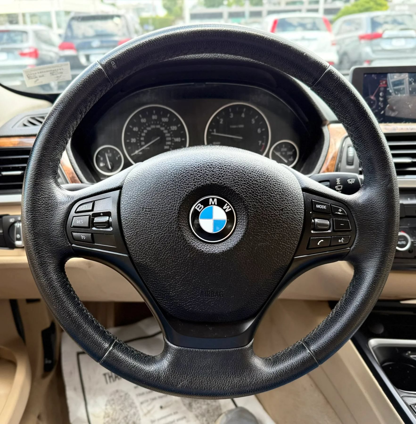 Used 2014 BMW 320i xDrive Sedan AWD/4WD image 13
