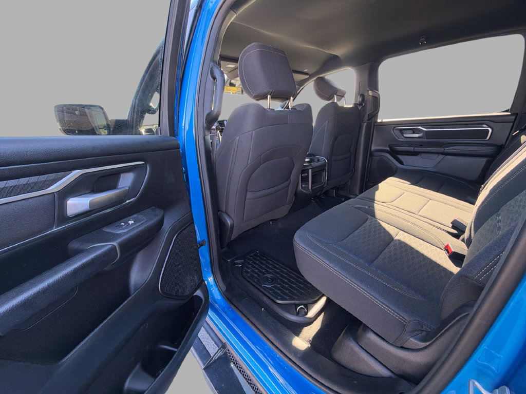 Used 2025 RAM 1500 Big Horn AWD/4WD image 13