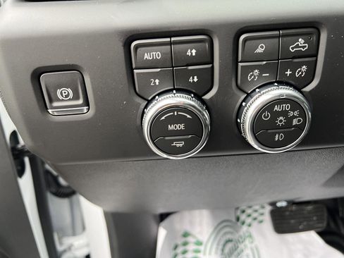 New 2026 GMC Sierra 2500 AT4 image 24