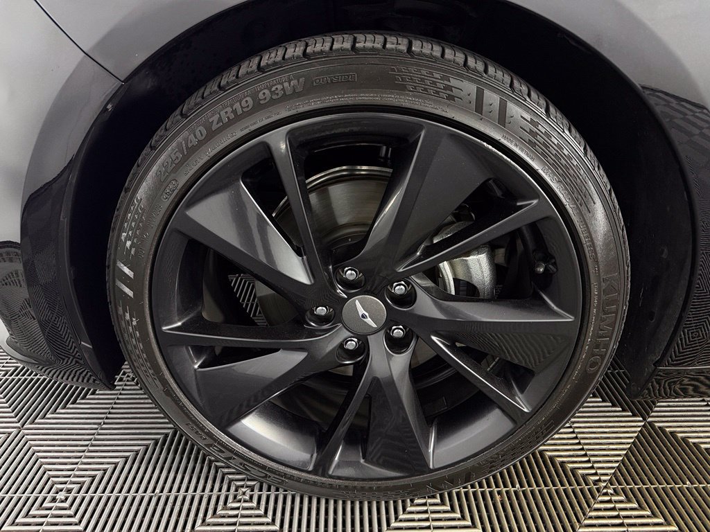 Used 2023 Genesis G70 2.0T w/ Sport Prestige Package RWD image 11