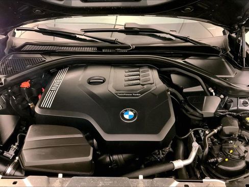 Used 2022 BMW 330i xDrive Sedan w/ Driving Assistance Package AWD/4WD image 9