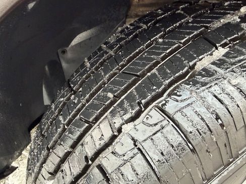 Used 2005 Volvo XC70 image 22