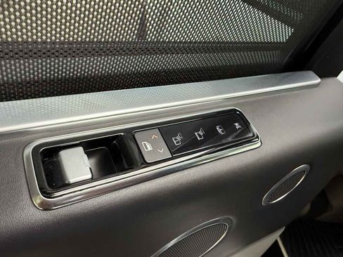 Used 2018 Land Rover Range Rover Long Wheelbase Autobiography image 23