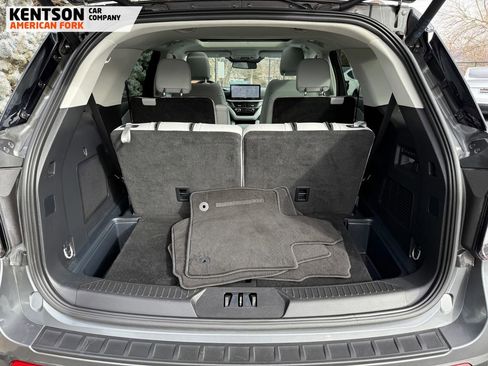 Used 2025 Ford Explorer Platinum w/ LUX Leather Package image 35