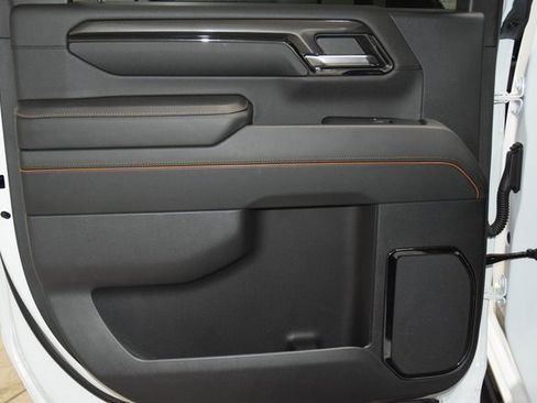 Used 2024 GMC Sierra 2500 AT4 w/ AT4 Premium Plus Package image 49