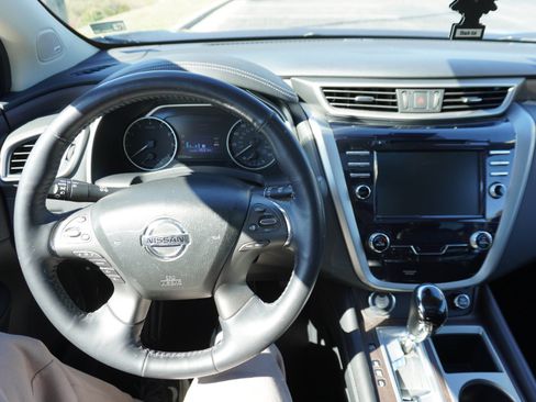 Used 2020 Nissan Murano Platinum w/ Cargo Package image 40