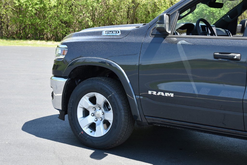 New 2026 RAM 1500 Big Horn AWD/4WD image 9